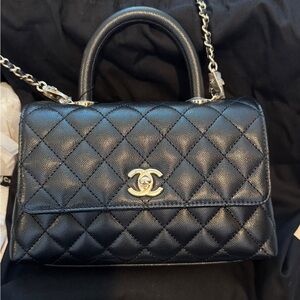 Chanel Coco handle gold/black